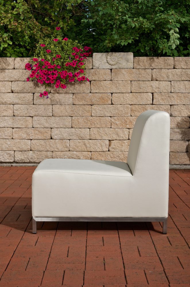 1392968884_9f81176632