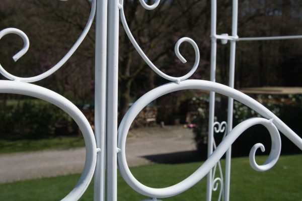 1430838306_490ab0bc47