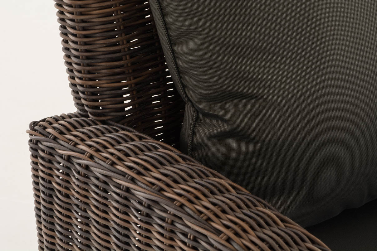 1432818842_98de48d824