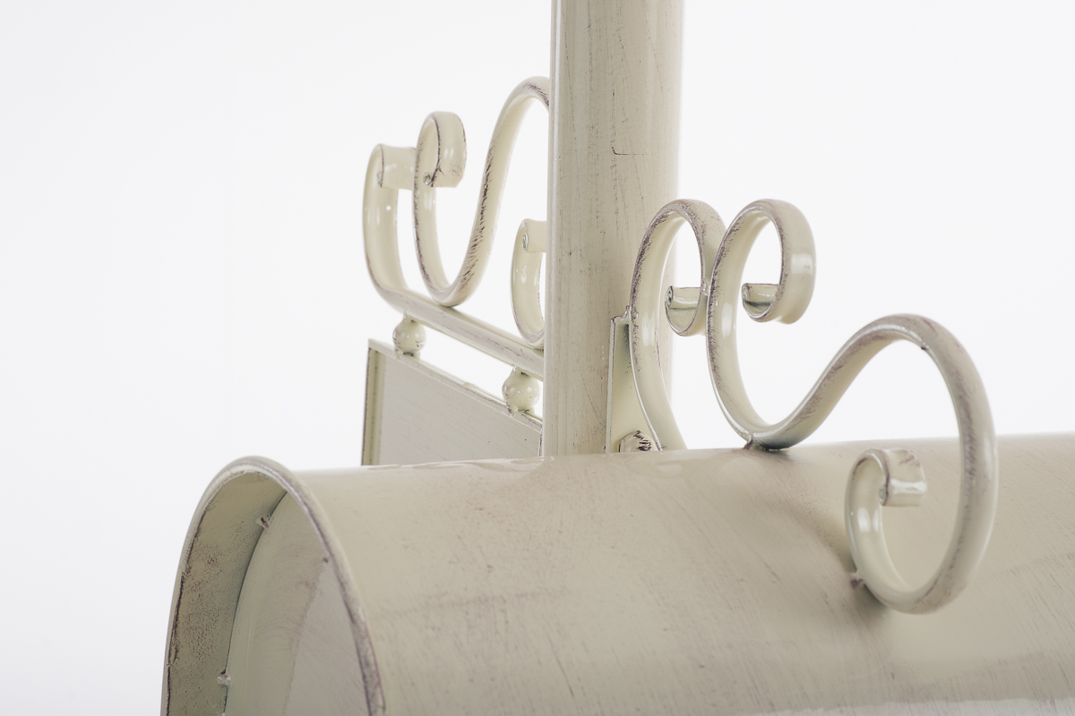 1444303472_e6f1e1e217