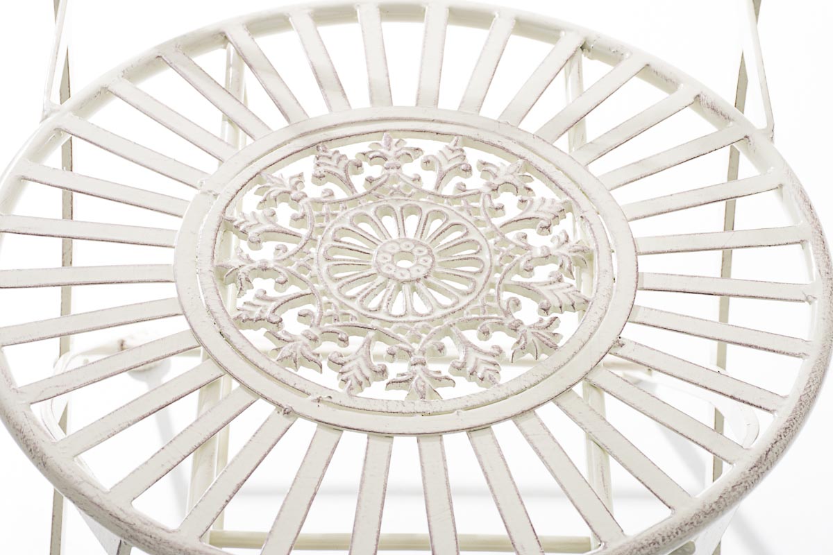 1448371674_c14d963edf