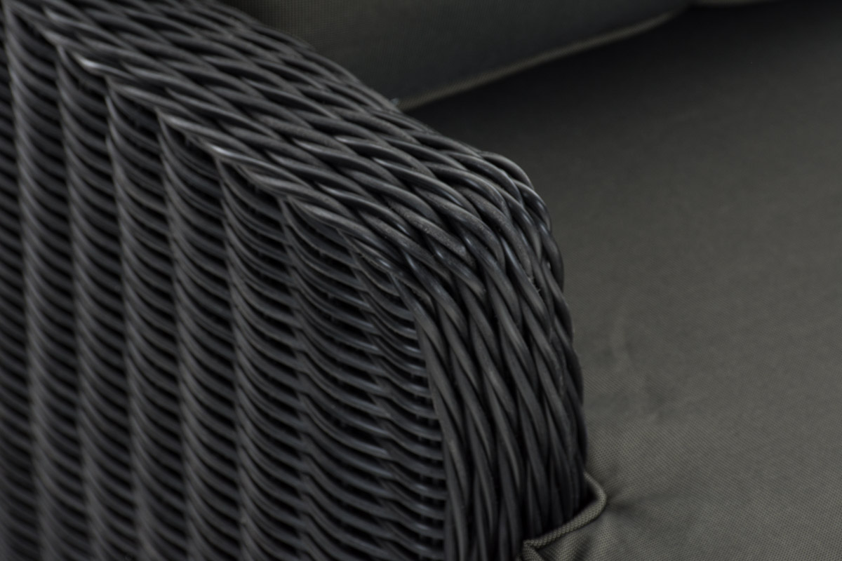 1456842889_a79661a759