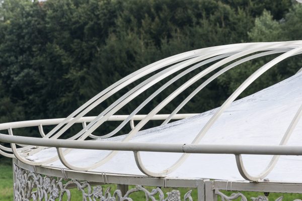 1461240572_157a6c83a0