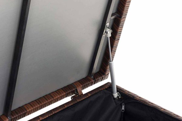 1528780740_2776e9efa3