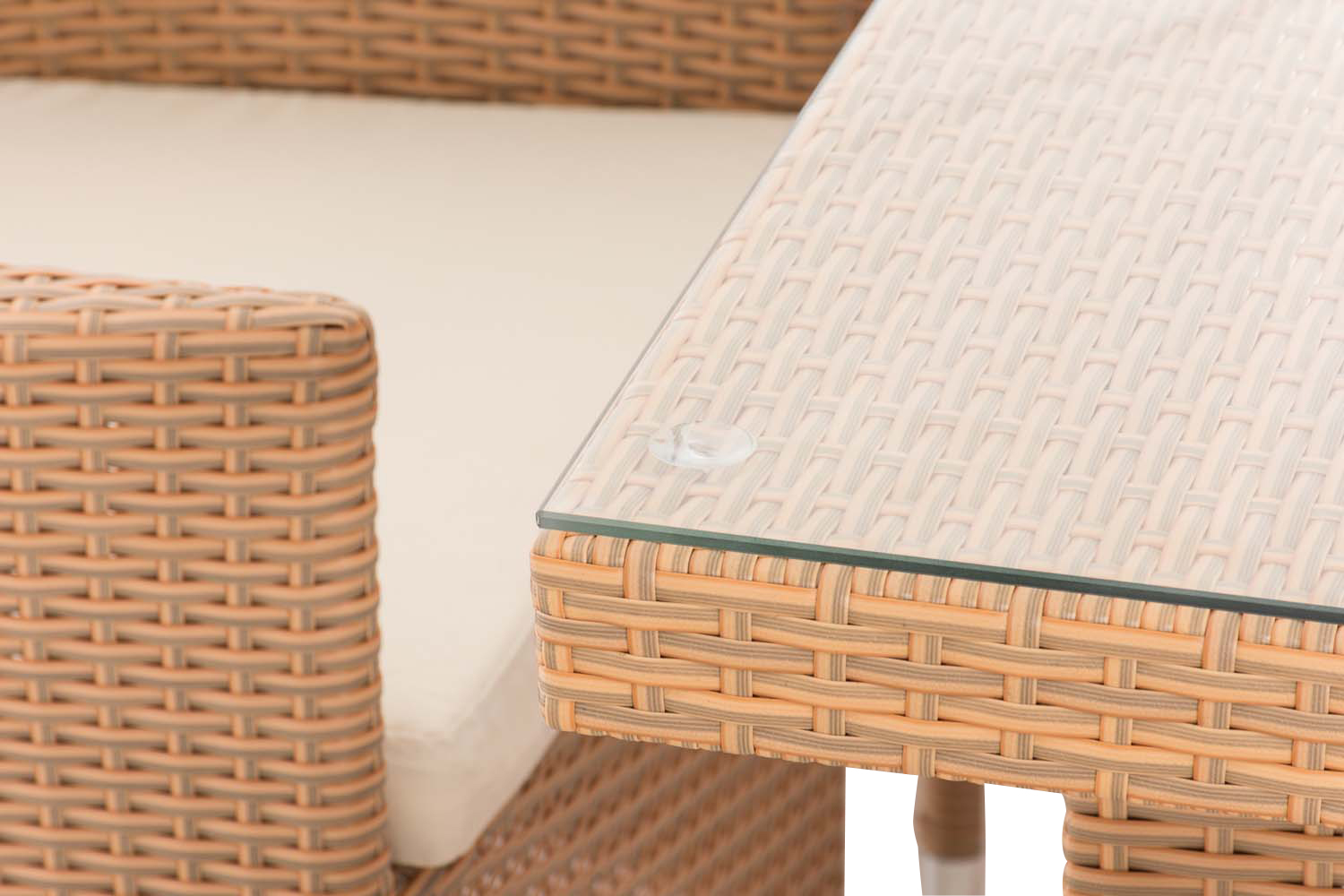 1535527216_98be43c158