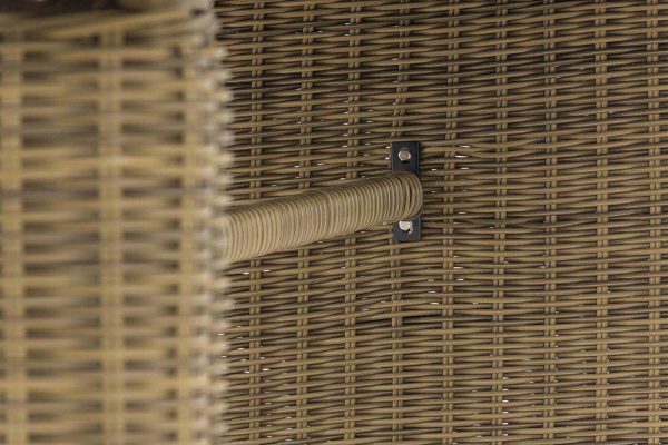 1537535610_77d2181904