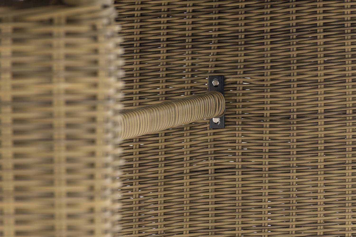 1537535610_77d2181904