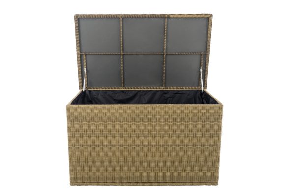 1556100799_791f389b44