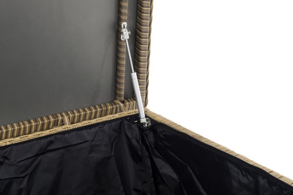 1556100823_e18c1d65fc