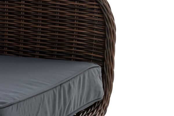 1565858162_2125372580