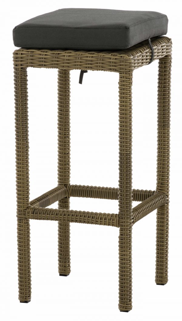 1582266379_f52408e12f