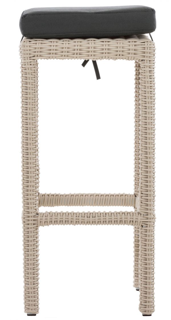 1582266405_7b1d541897